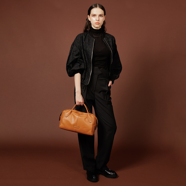 エミリー M 詳細画像 NERO 6