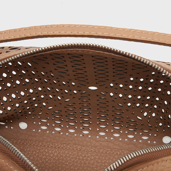 アリファ M 詳細画像 CLAY 5