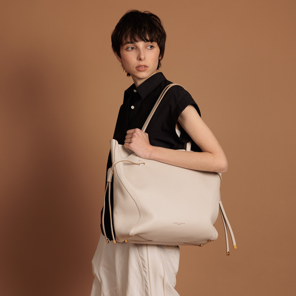ヴィオレット M｜GIANNI CHIARINI(ジャンニ キアリーニ) │ 公式通販